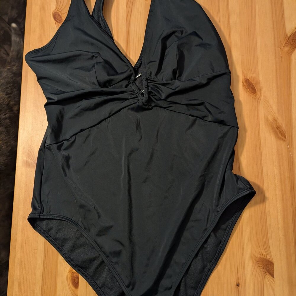 Andria Contour Plus Swim, black